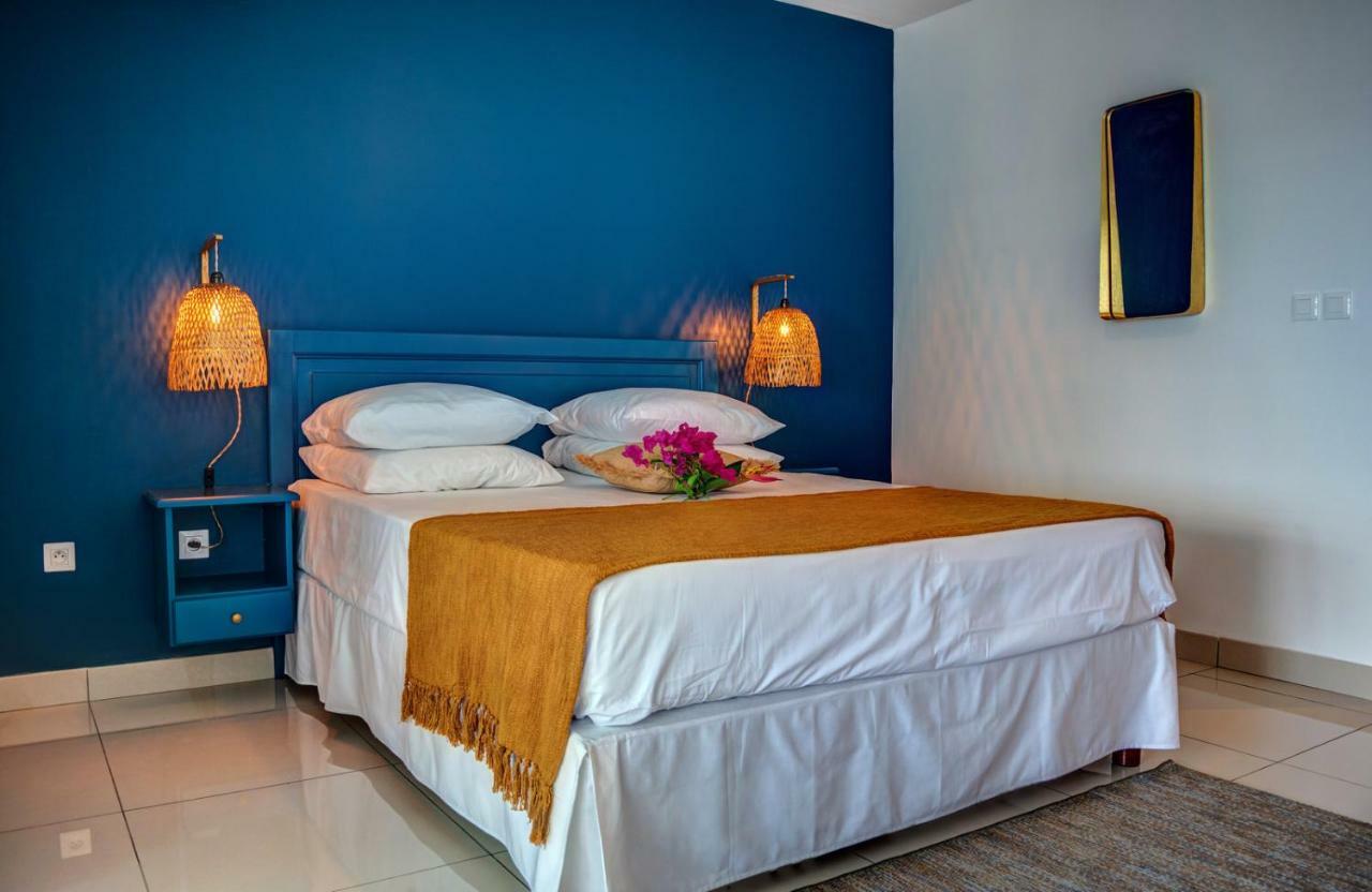 Hotel Pelican 舍尔谢 外观 照片